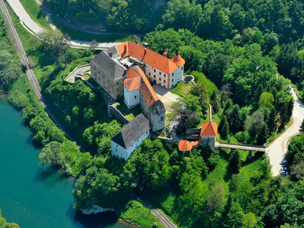 Apartman Ferenac Ozalj Esterno foto